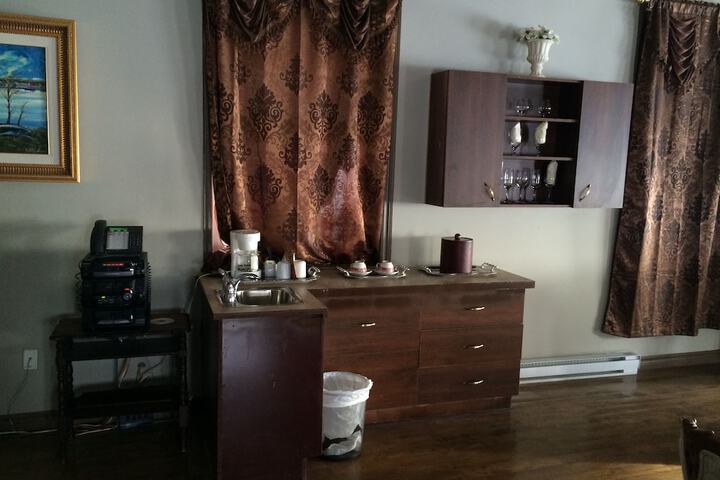 Room 21 of 64