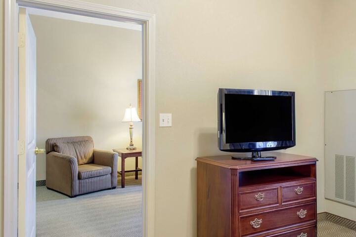 Room 19 of 30