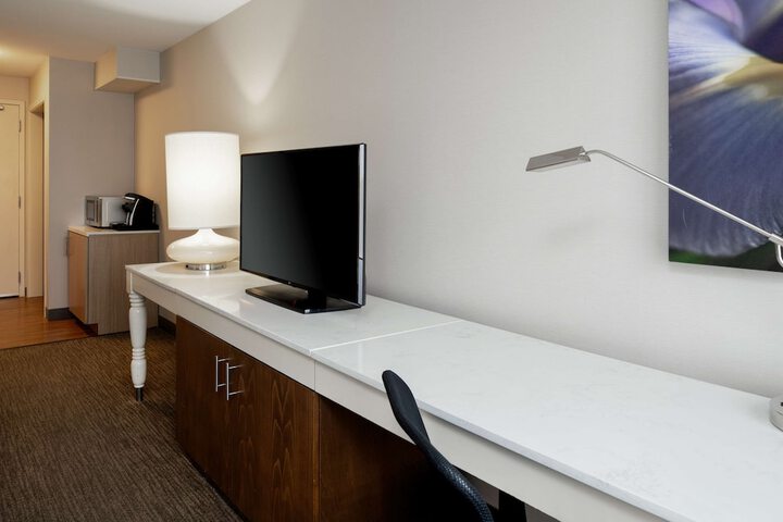 Room 12 of 50