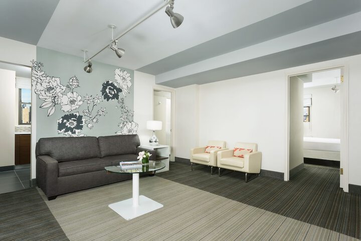 Room 18 of 61