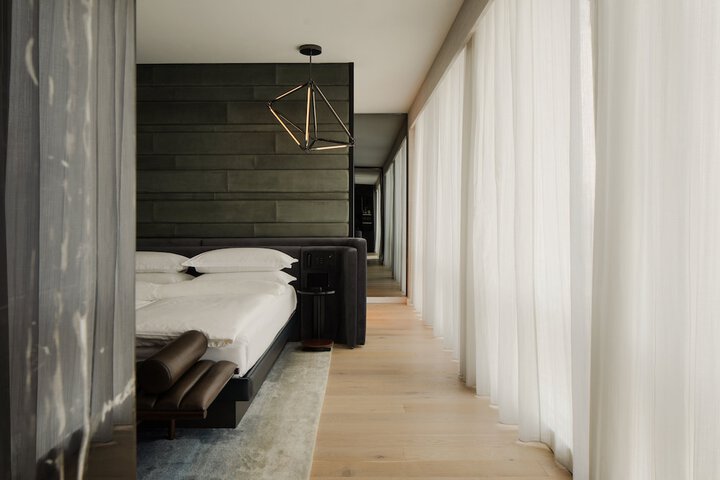 Hotel 35 of 141