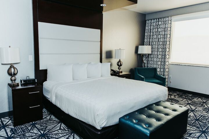Room 9 of 26