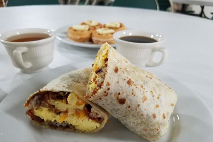 Breakfast/Coffee Service 32 of 36