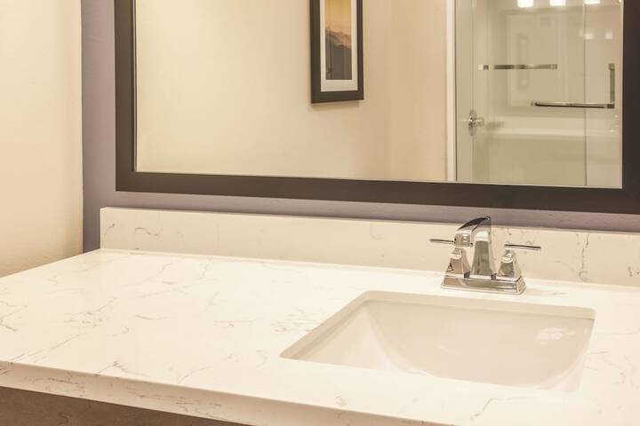 La Quinta Inn & Suites by Wyndham Morgan Hill-San Jose South