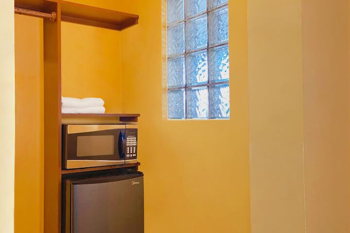 El Patio Inn - Near Universal Studios Hollywood