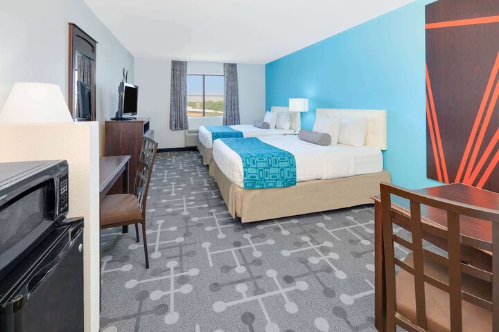Room 40 of 48