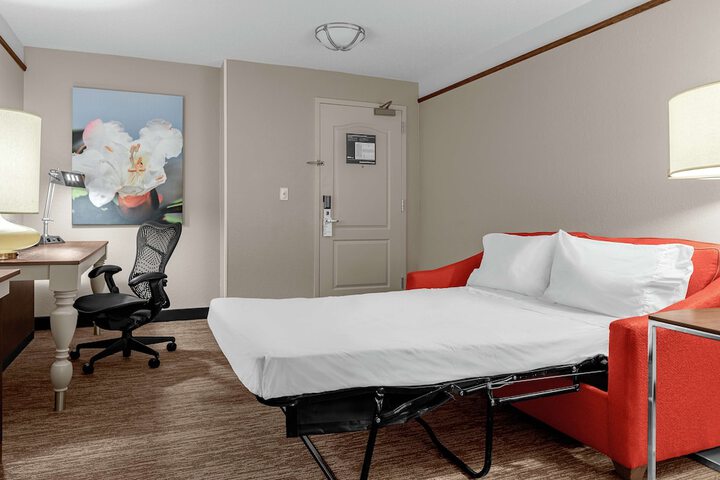 Room 16 of 49