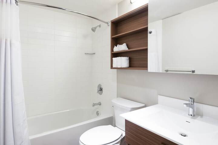 Microtel Inn & Suites by Wyndham Fort Mcmurray
