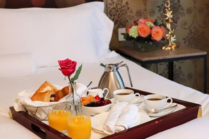 Breakfast/Coffee Service 59 of 78