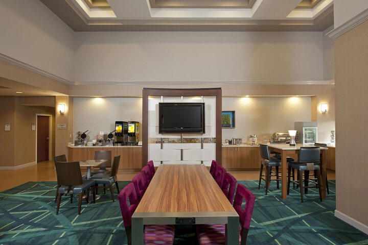 Hotel Interior 10 of 31