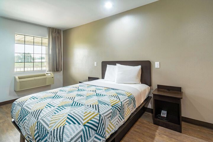 Room 14 of 31