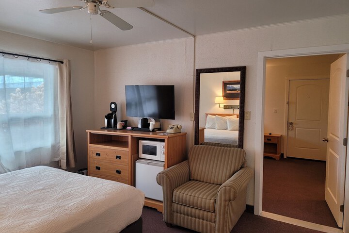 Room 25 of 52