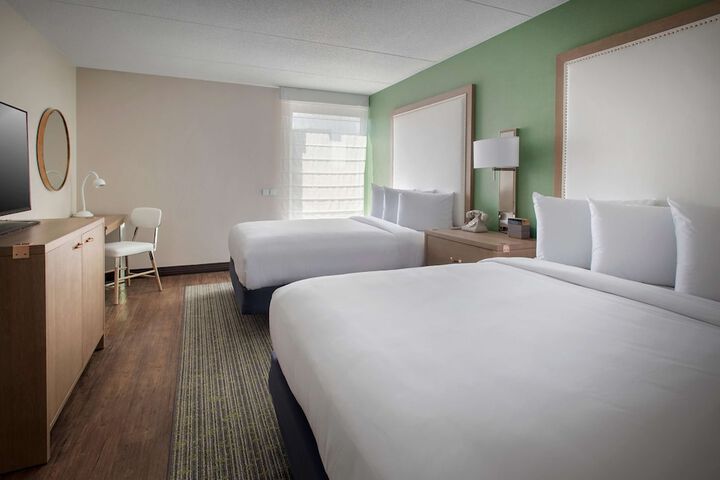 Room 14 of 27