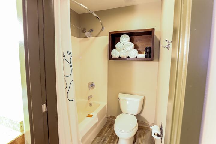 Room 46 of 74
