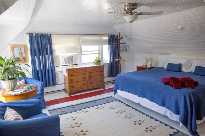 Room 19 of 25
