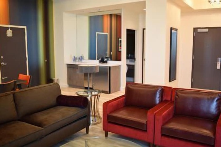 Room 12 of 50
