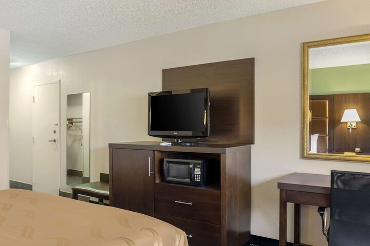 Room 22 of 45