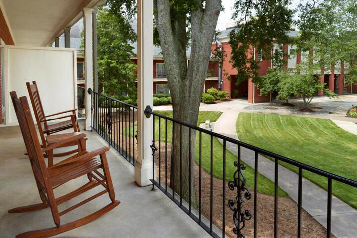 The Inn at Stone Mountain Park