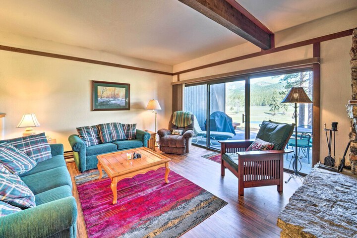 Quiet Home w / Graeagle Meadows Golf Course View!