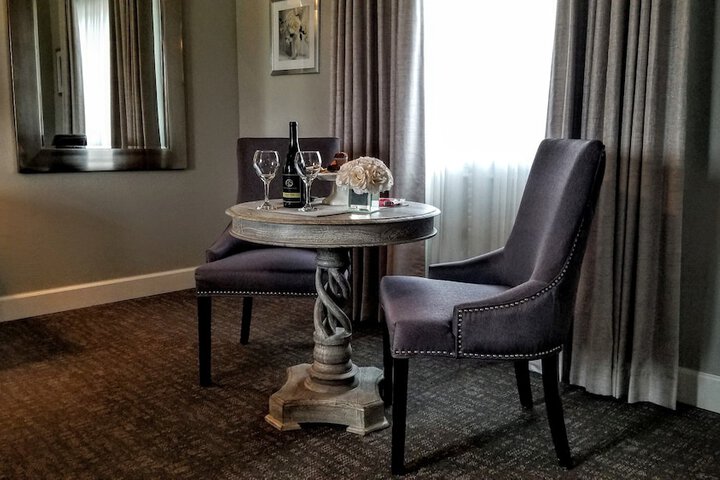 Room 40 of 115