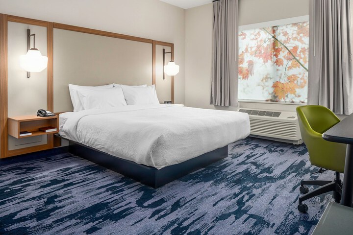 Room 11 of 20