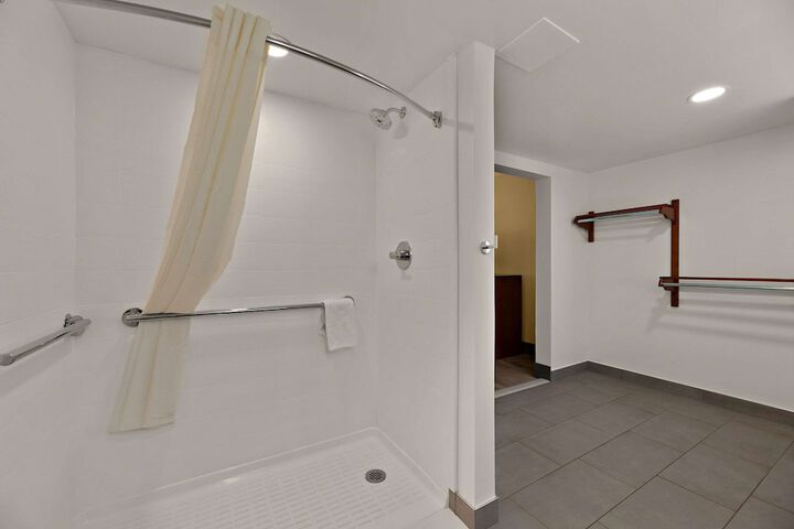 Room 39 of 50