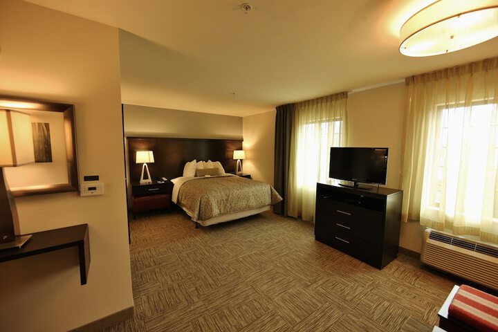 Staybridge Suites Liverpool Syracuse by IHG