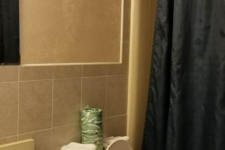 Room 21 of 29