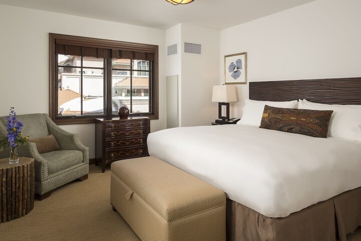 Madeline Hotel & Residences Auberge Collection