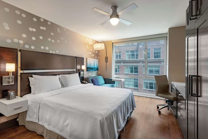 Room 14 of 59