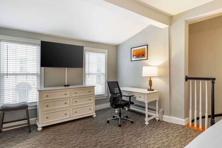 Room 75 of 96