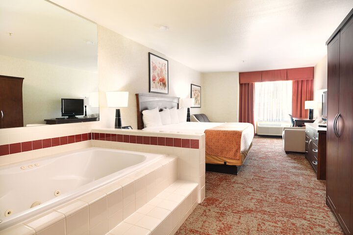 Room 17 of 30