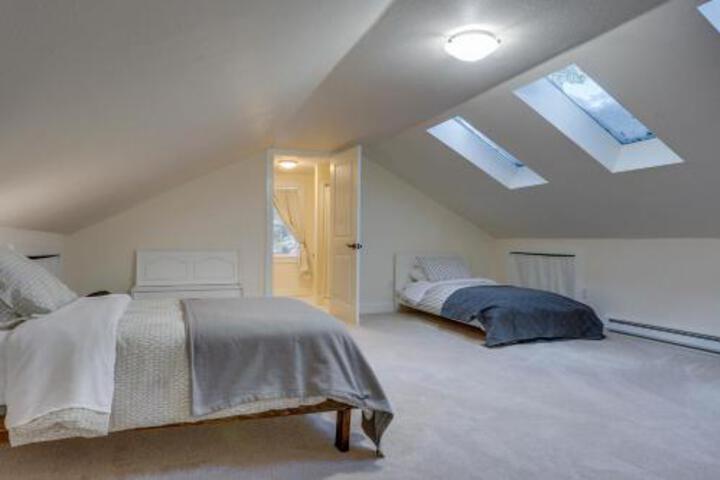 Barlow Bungalow