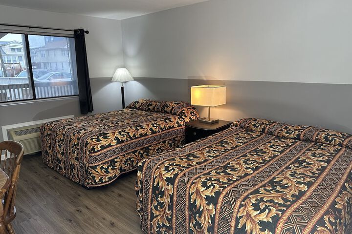 Room 42 of 44