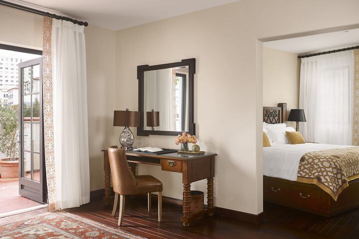 Room 13 of 44