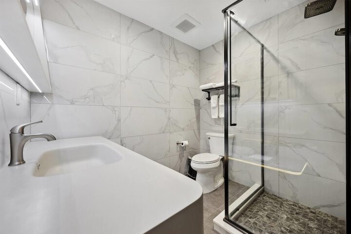 Ramada by Wyndham Flushing Queens