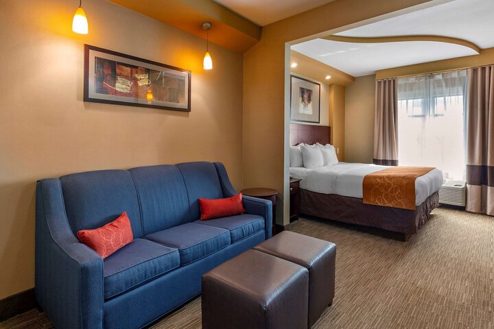 Room 42 of 62
