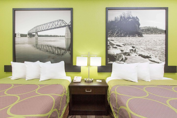 Room 15 of 17