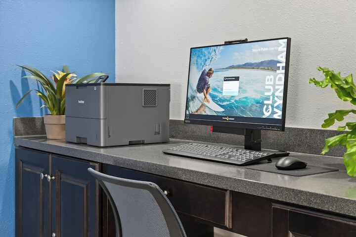 Business Center 36 of 42