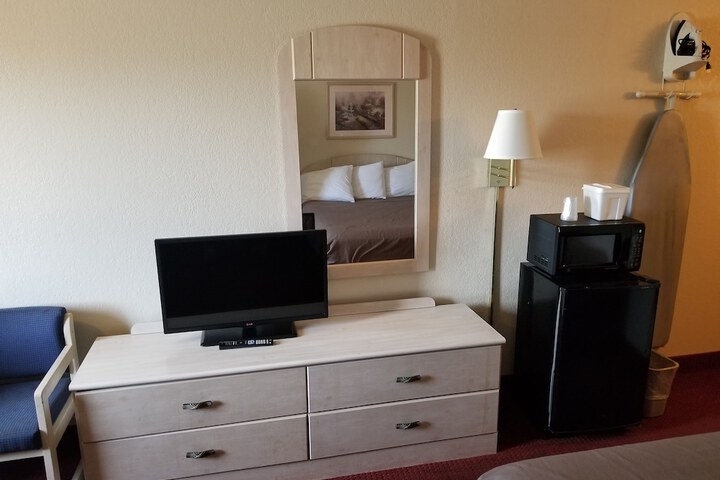 Americas Stay Inn