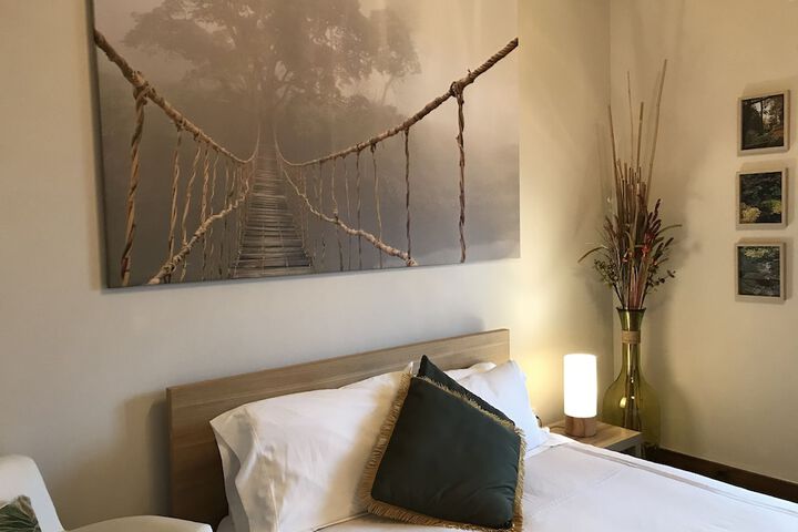 Room 27 of 95