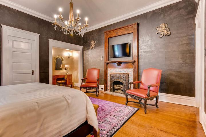 Room 22 of 90