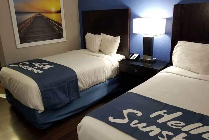Days Inn by Wyndham Thomson