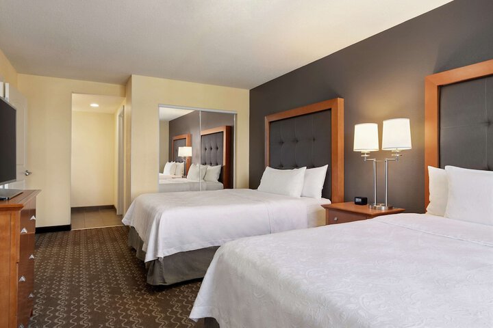 Room 9 of 30