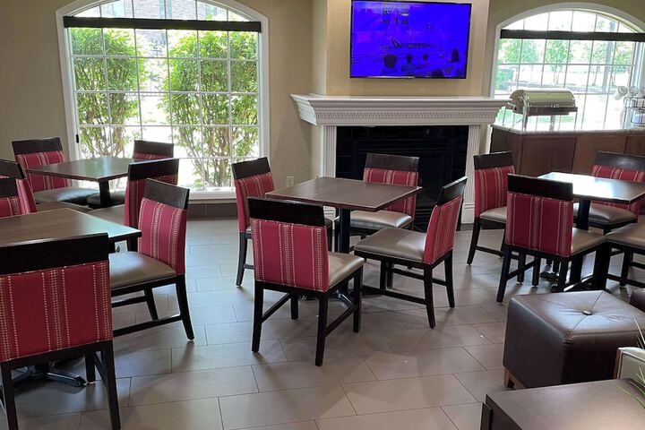 Breakfast/Coffee Service 36 of 43