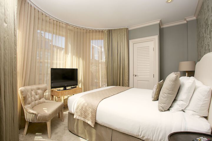 Room 31 of 40