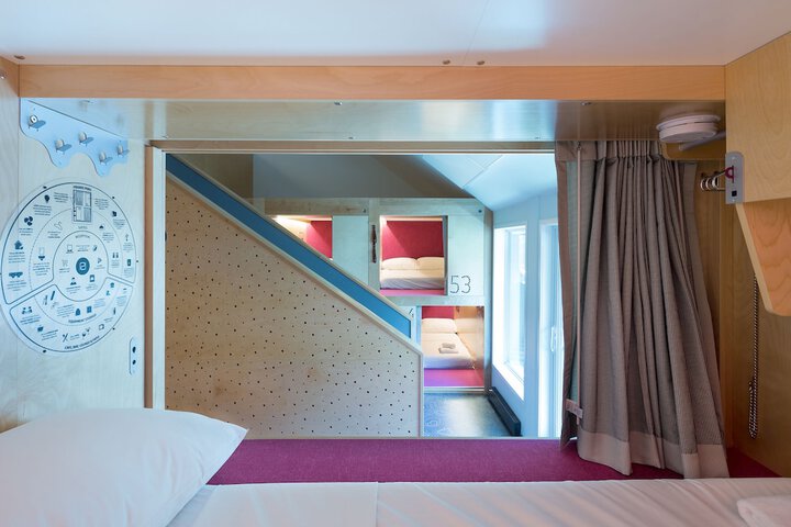 Room 14 of 65