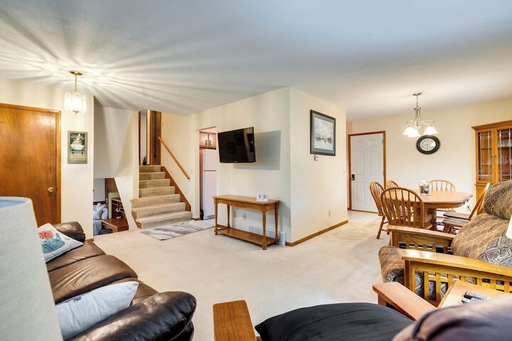 Clear Lake Vacation Home Rental - Pet Friendly!