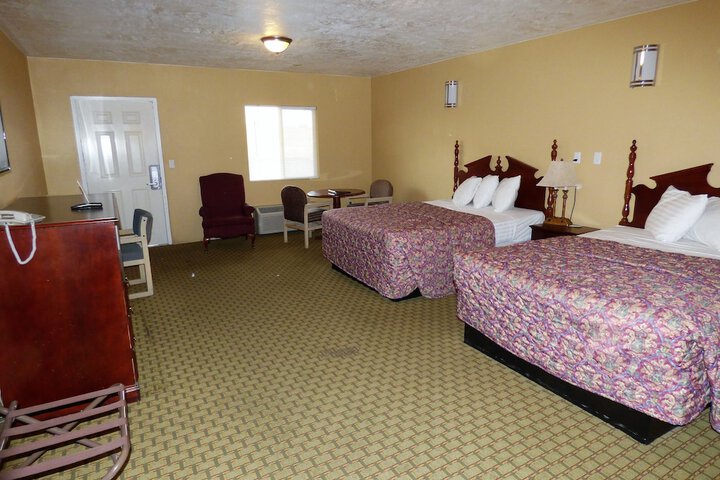 Room 6 of 20