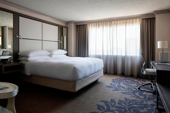 Room 19 of 54